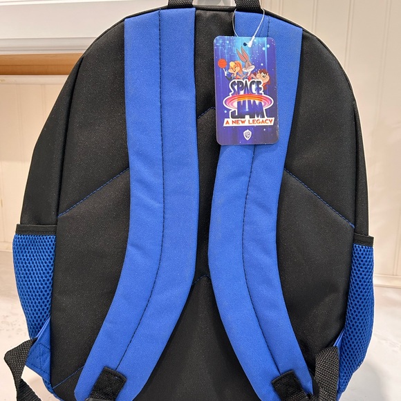 Looney tunes book bag NWT - Picture 3 of 5